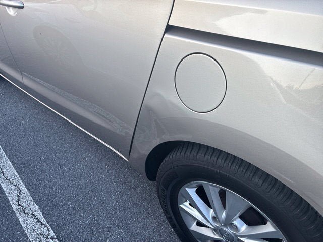 Used 2016 Kia Sedona LX w/ LX Convenience Package FWD image 7