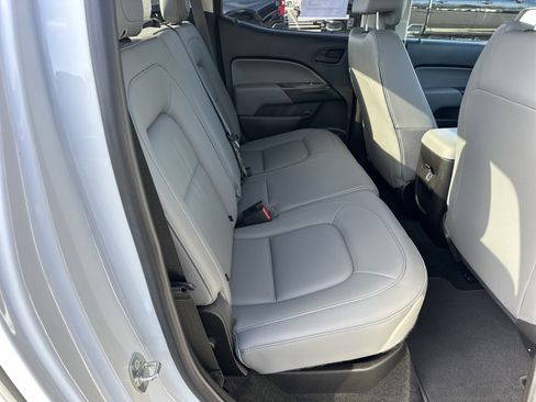 Certified 2018 Chevrolet Colorado W/T w/ WT Convenience Package image 16