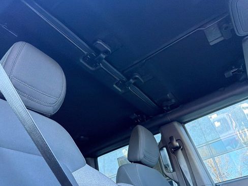 Used 2025 Ford Bronco 4-Door image 21