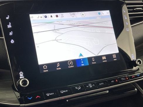 Used 2023 Jeep Wagoneer L Series III w/ Preferred Equipment Group image 23