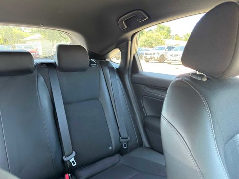 Used 2025 Honda Civic Sport image 32