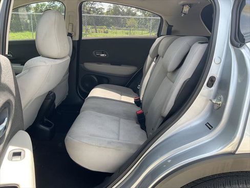 Used 2020 Honda HR-V LX image 22