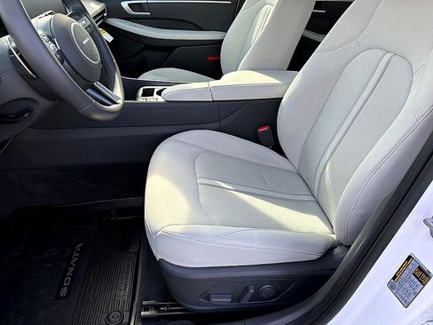 Certified 2025 Hyundai Sonata SEL image 10