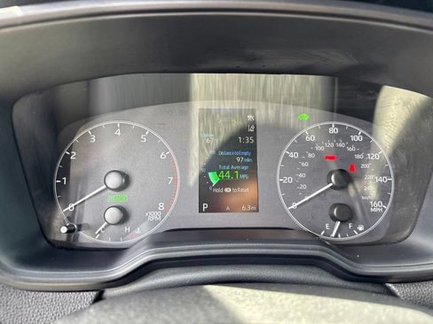 Used 2024 Toyota Corolla Cross AWD Hybrid image 24