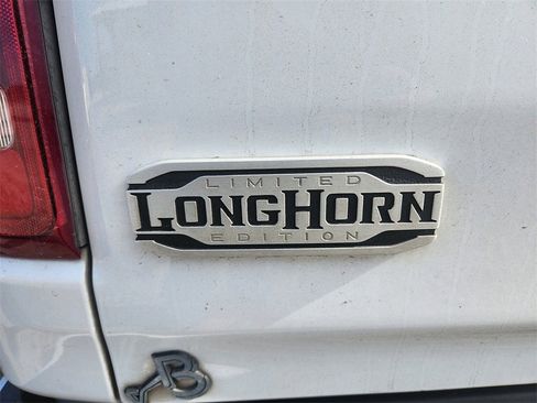 Used 2024 RAM 1500 Limited image 9