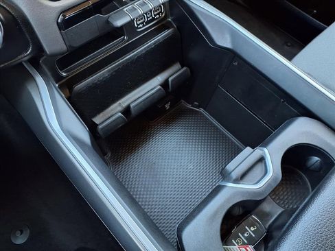 Used 2020 RAM 1500 Big Horn image 17