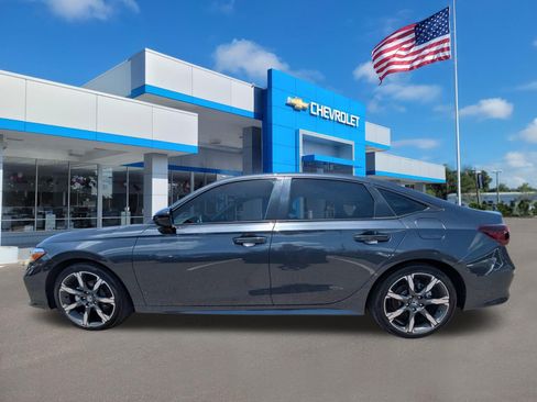 Used 2025 Honda Civic Sport image 6