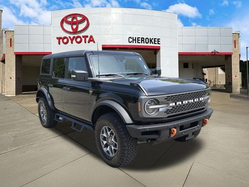 Used 2024 Ford Bronco Badlands AWD/4WD image 3