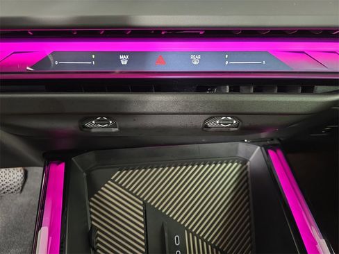 Used 2025 BMW X3 xDrive30i w/ Convenience Package image 26