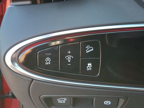 Certified 2025 Genesis GV70 2.5T w/ Advanced Package AWD/4WD image 28