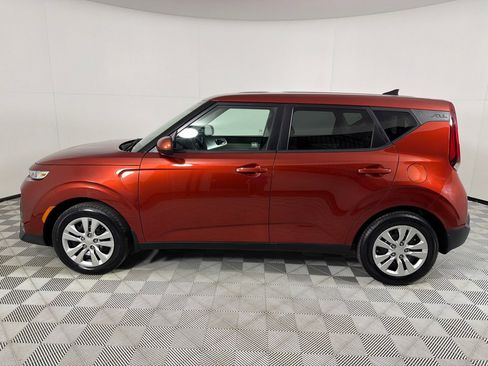 Used 2020 Kia Soul LX image 6
