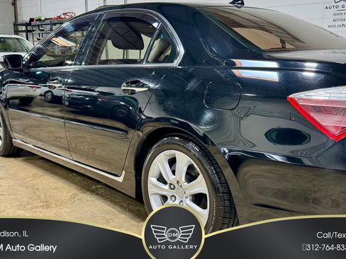 Used 2009 Acura RL w/ Technology Package AWD/4WD image 12