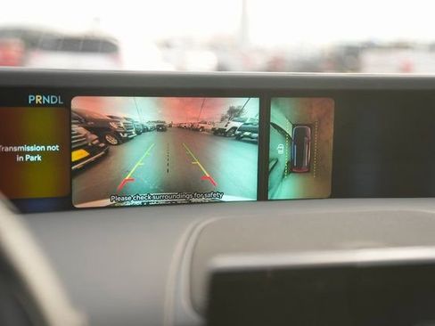 Used 2024 Lincoln Nautilus Reserve w/ Equipment Group 202A image 28