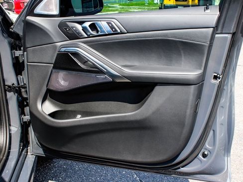 Used 2025 BMW X6 M Competition w/ Executive Package image 14