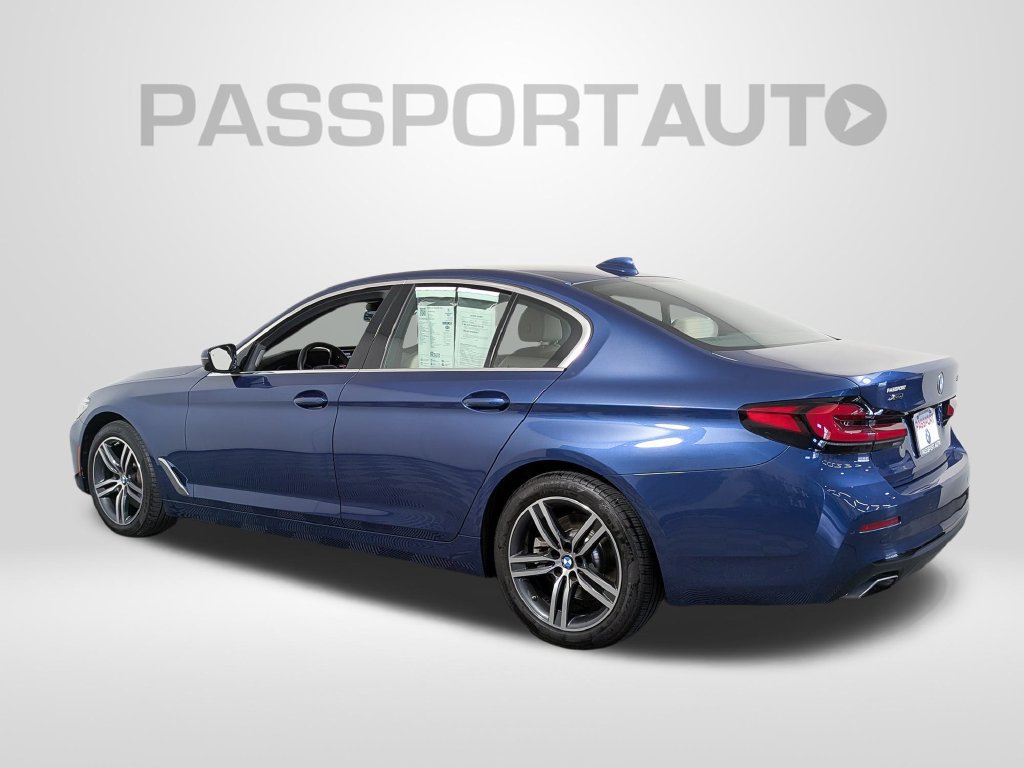 Certified 2023 BMW 530i xDrive w/ Premium Package AWD/4WD image 3
