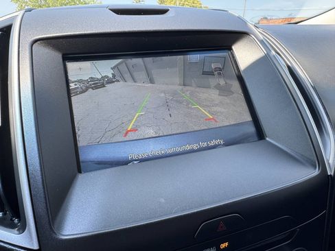 Used 2018 Ford Edge SEL w/ Equipment Group 201A AWD/4WD image 13