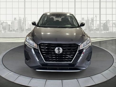 Used 2021 Nissan Kicks S image 8