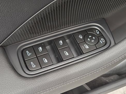 New 2026 Porsche Panamera 4 image 15