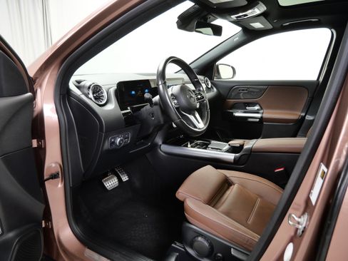 Certified 2022 Mercedes-Benz GLA 250 4MATIC image 13
