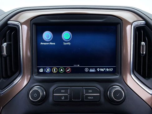 Used 2020 Chevrolet Silverado 1500 High Country w/ Technology Package AWD/4WD image 26