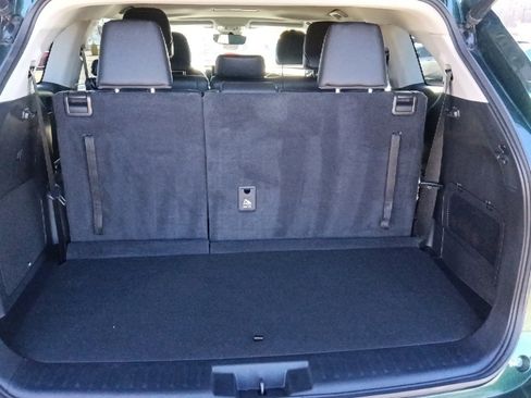 Used 2023 Toyota Highlander Limited image 31