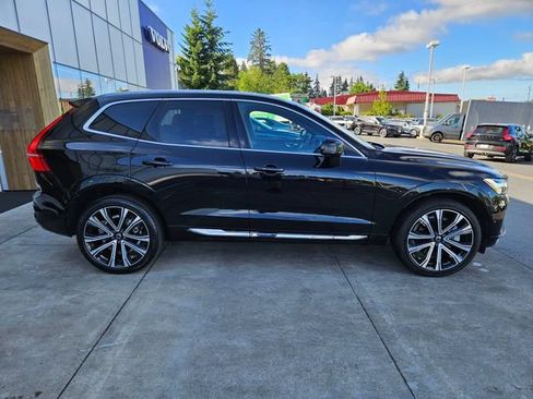 Certified 2023 Volvo XC60 T8 Ultimate AWD/4WD image 4