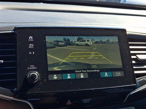 Used 2023 Honda Passport TrailSport image 19