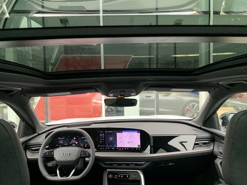 New 2025 Audi SQ5 Premium Plus image 16