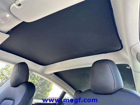 Used 2022 Tesla Model 3 Long Range image 3