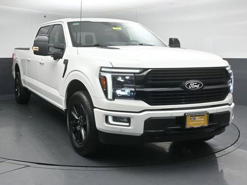 Certified 2025 Ford F150 Platinum w/ FX4 Off-Road Package AWD/4WD image 6