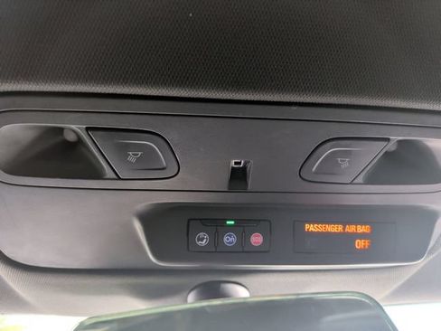 Used 2022 Chevrolet Camaro LT RWD image 25