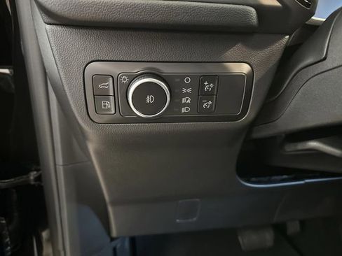 Certified 2025 Ford Escape ST-Line Elite image 23