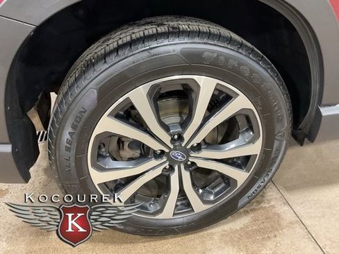 Used 2023 Subaru Forester Limited AWD/4WD image 7