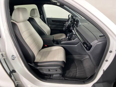 Used 2025 Honda CR-V Sport Touring image 5