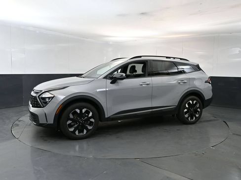 Used 2023 Kia Sportage X-Line w/ X-Line Premium Package AWD/4WD image 2