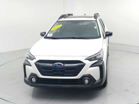 Certified 2025 Subaru Outback Premium image 3