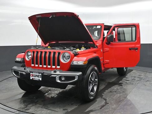 Used 2023 Jeep Wrangler Sahara image 54