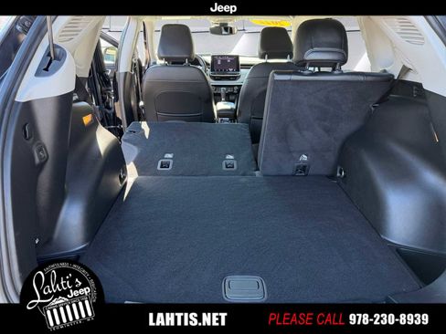 Certified 2022 Jeep Compass Latitude w/ Convenience Group image 17