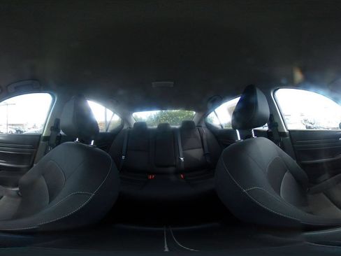 Used 2025 Nissan Altima 2.5 SV FWD image 37