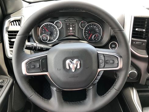 New 2026 RAM 1500 4x4 Crew Cab image 15