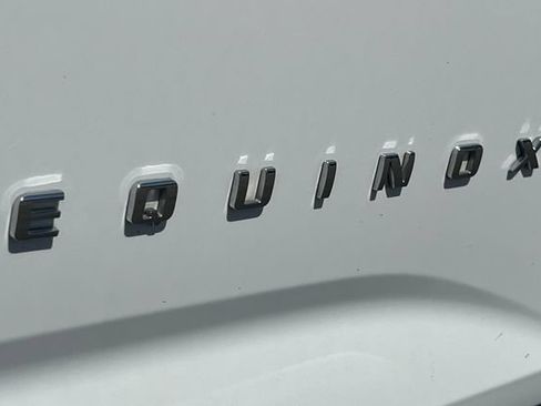 Used 2025 Chevrolet Equinox LT w/ Convenience Package II FWD image 38