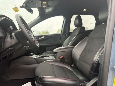 Used 2025 Ford Escape ST-Line Select AWD/4WD image 24