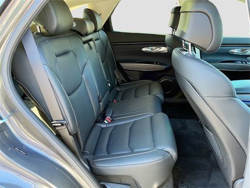 Used 2024 Genesis GV70 2.5T w/ Advanced Package image 24