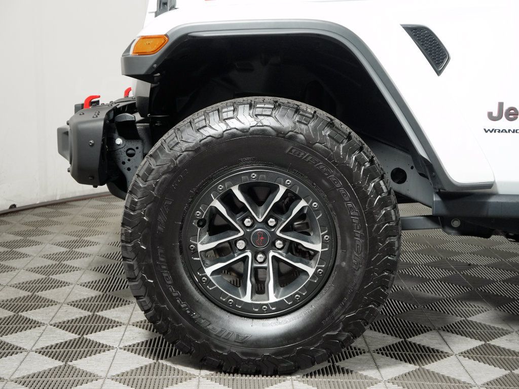 Used 2025 Jeep Wrangler Unlimited Rubicon AWD/4WD image 11