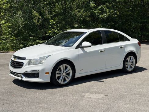 Used 2015 Chevrolet Cruze LTZ w/ Sun, Sound and Sport Package FWD image 1