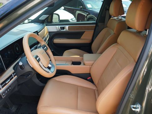 Certified 2024 Hyundai Santa Fe Limited AWD/4WD image 18