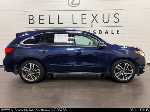 Used 2017 Acura MDX SH-AWD w/ Advance Package image 3