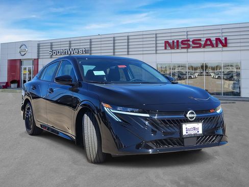 New 2026 Nissan Sentra SR w/ Floor Mat Package image 4