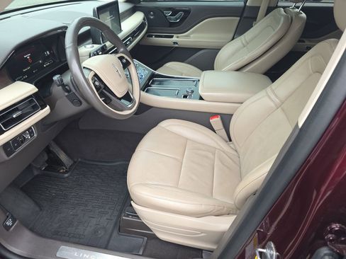 Used 2020 Lincoln Aviator Reserve w/ Equipment Group 201A AWD/4WD image 7