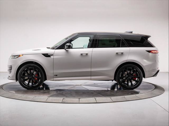 New 2026 Land Rover Range Rover Sport Dynamic SE AWD/4WD image 2